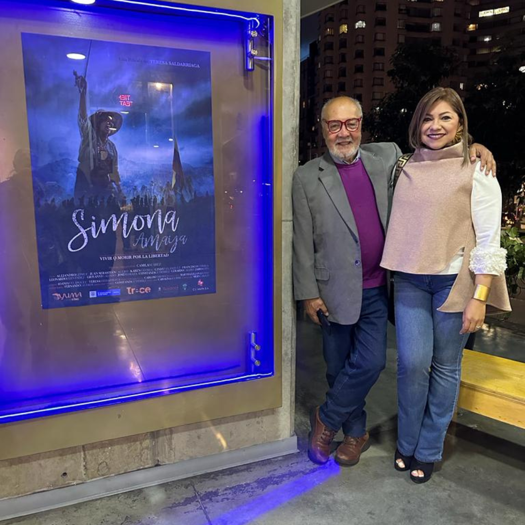 Idania Velásquez Luna, profesora del Departamento de Comunicación, participó como coguionista en la película “Simona Amaya, vivir o morir por la libertad”. #Profesores FCyL